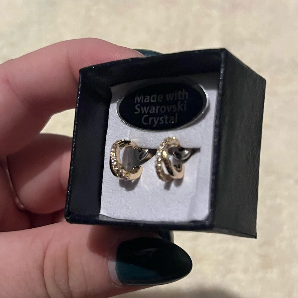 COPY - Swarovski Crystal Gold Earrings - Picture 5 of 6